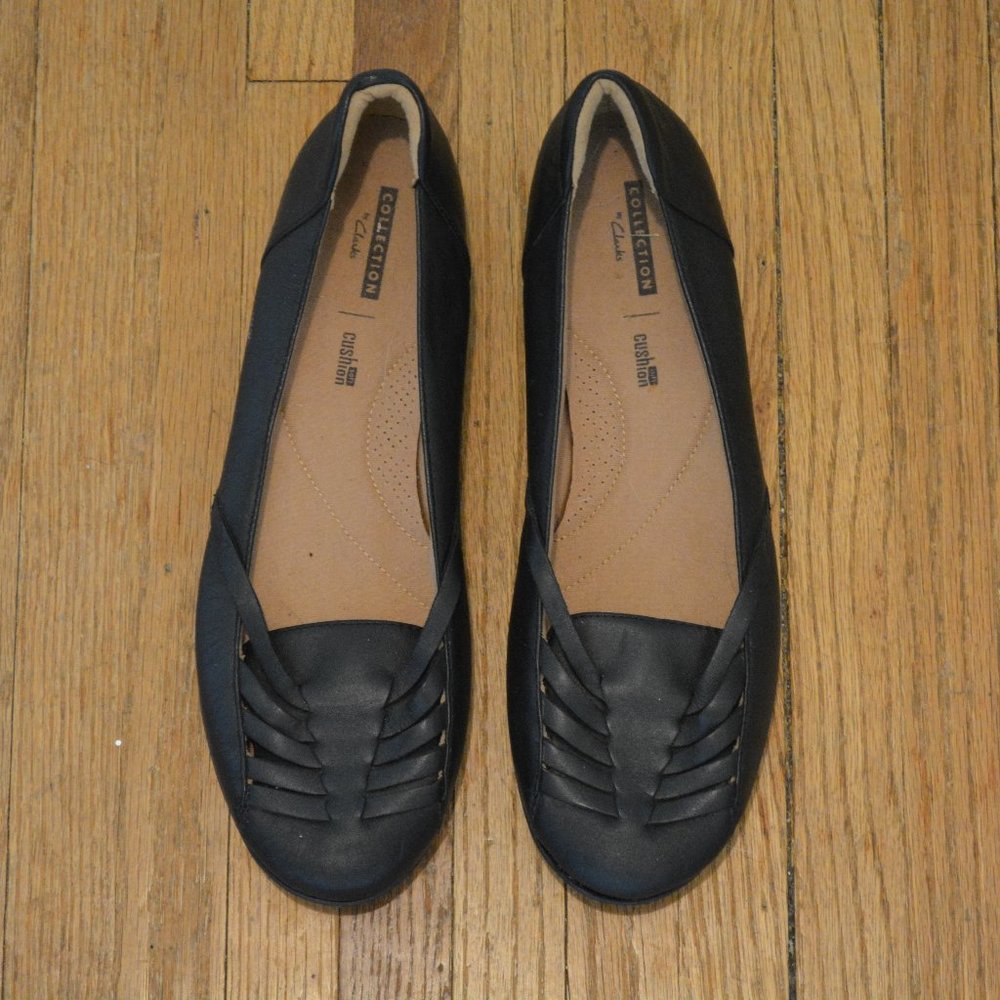 Clarks black flats